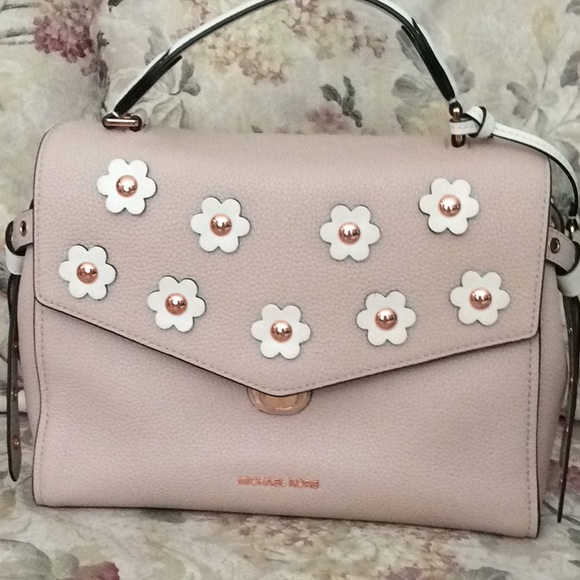 Michael Kors Handbags - Michael Kors Bristol MD Satchel